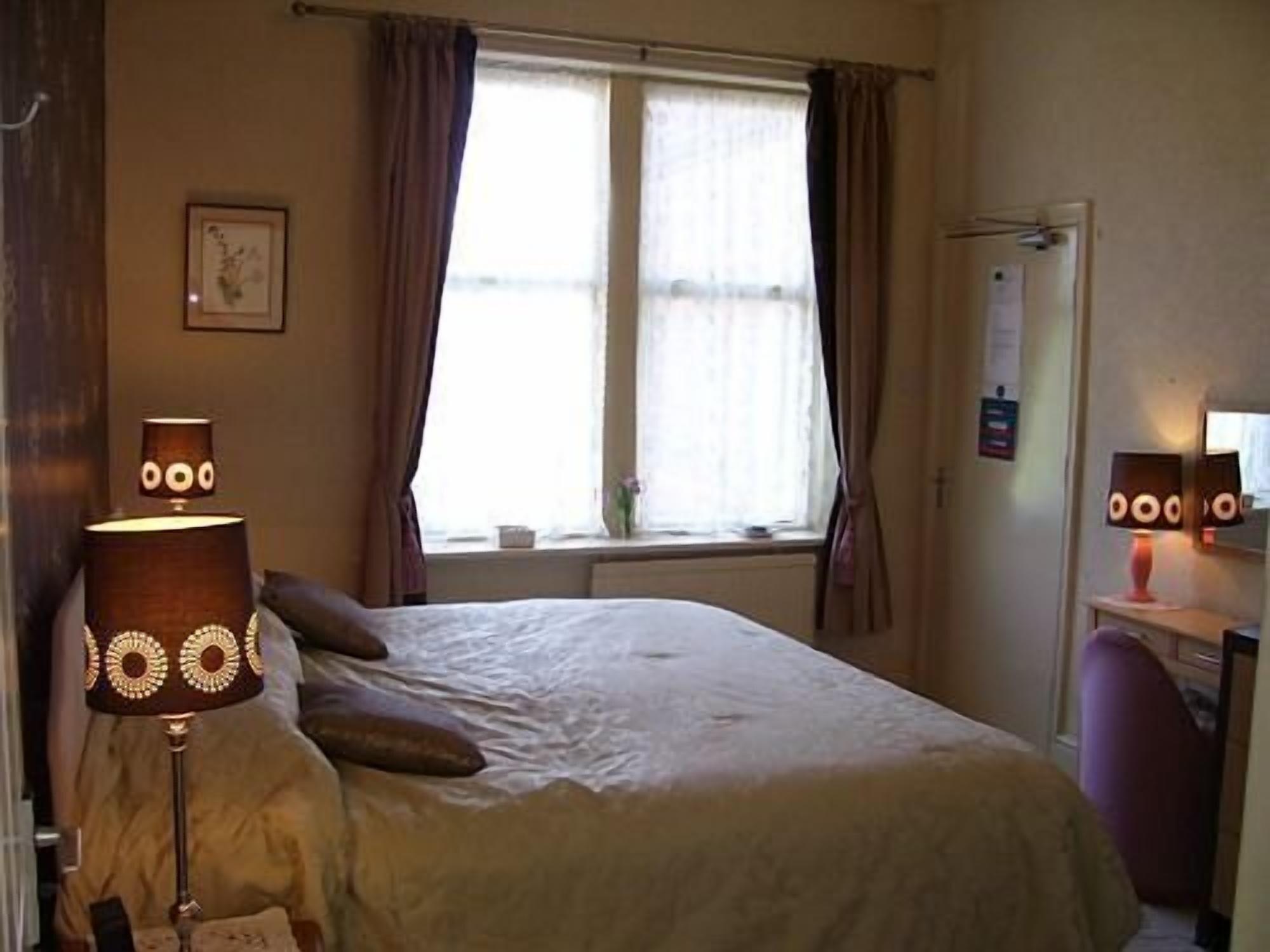 Green Bank Guest House Barrow-in-Furness Exteriér fotografie