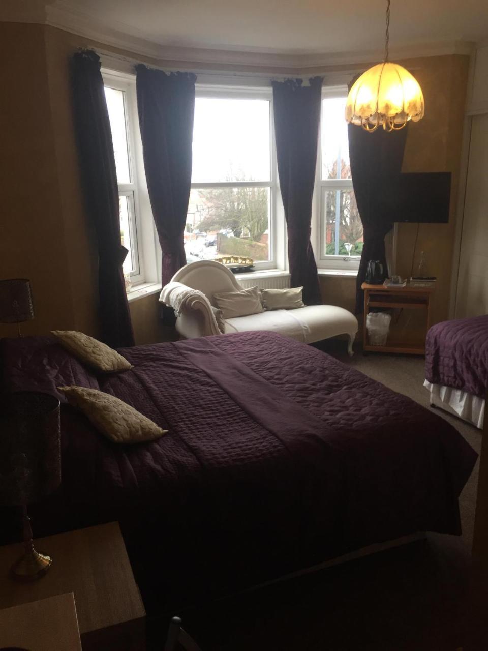 Green Bank Guest House Barrow-in-Furness Exteriér fotografie